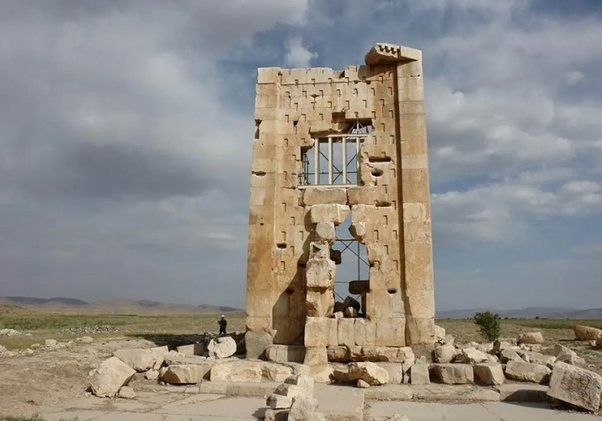 مقبره فاتح مصر در ایران