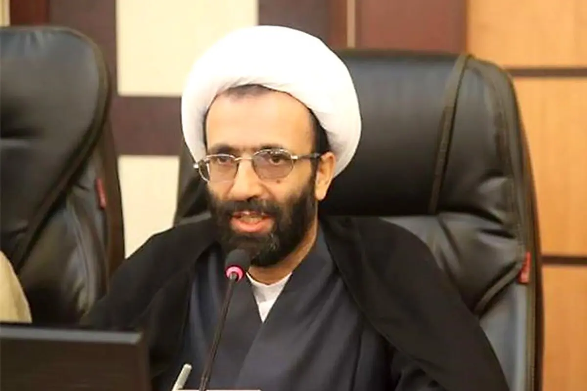 مدیرانی که به عمه‌ و خاله‌ها نه نمی‌گویند، بهتر است در خانه بنشینند با عمه‌ و خاله‌ها قهوه بخورند
