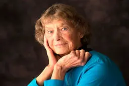 باورهای نادرست در مورد روند پیری | ۴ ترفند برای زندگی طولانی‌تر و شادتر