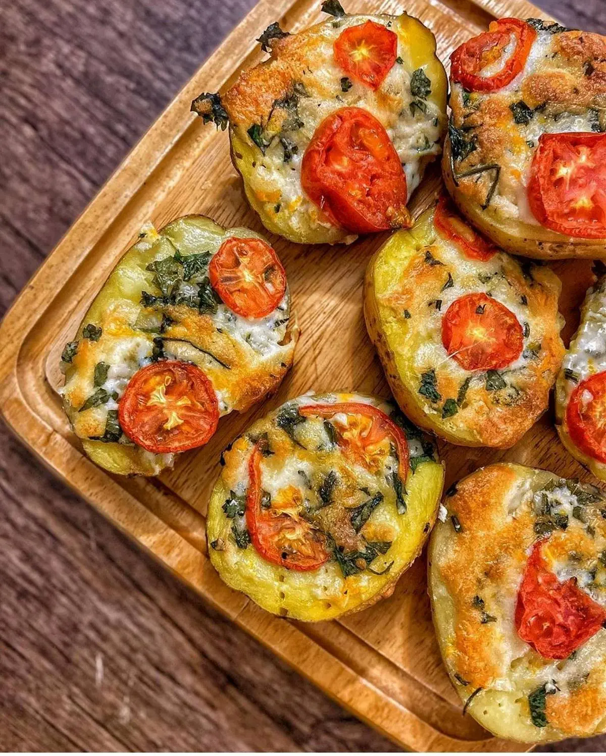 به این روشی که میگم سیب زمینی شکم پر درست کن | طرز تهیه سیب زمینی شکم پر باطعمی عالی