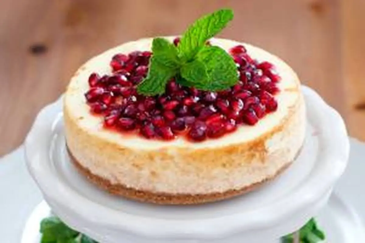 کیک شب یلدا، کیک انار یخچالی درست کنید | طرز تهیه کیک شب یلدا، کیک انار یخچالی