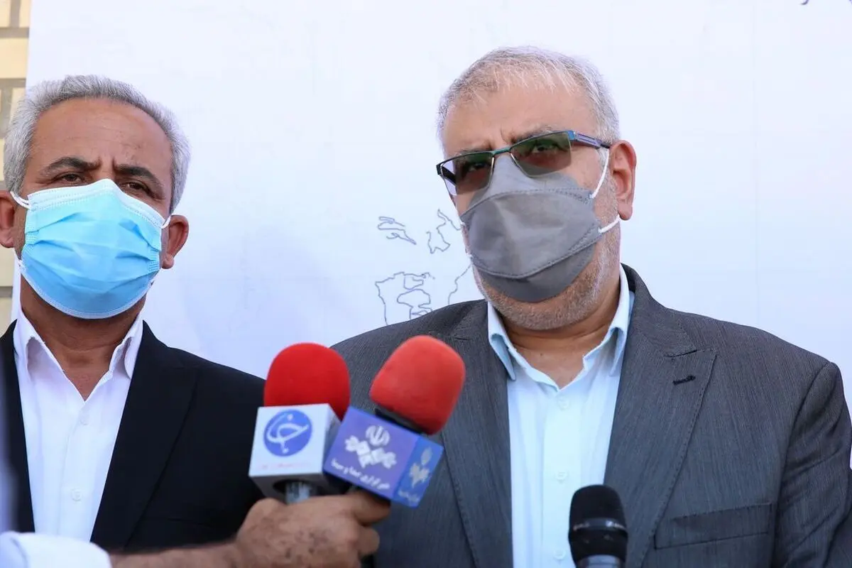 
وزیر نفت: ۲۲ میلیارد دلار برای حفظ تولید در میدان‌های گازی نیاز است
