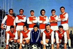 نام باشگاه پرسپولیس قرار است به نام شهید چمران تغییر کند؟! | مخالفت شدید کمیسیون ورزشی! + عکس