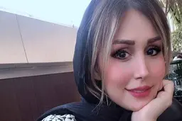 عکس باورنکردنی مادرزن شاهرخ استخری | پوشش عجیب “همسر شاهرخ استخری” و مادرش در بلژیک