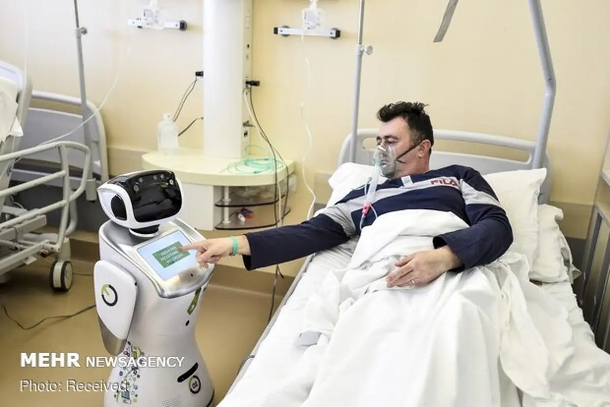 کمک گرفتن از ربات ها در روزهای کرونایی