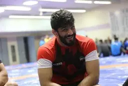 تصاویر جالب تولد حسن یزدانی