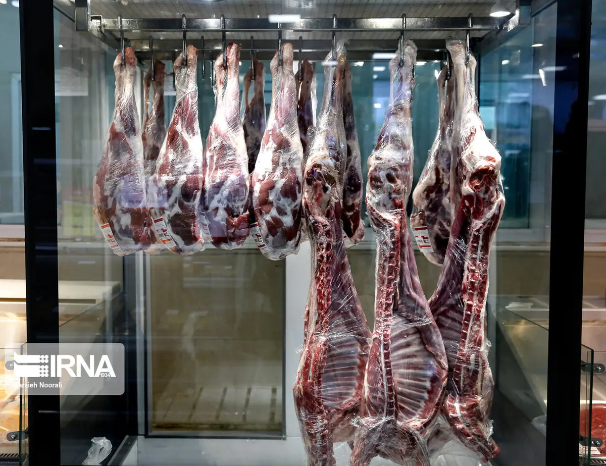 
کرونا تقاضای گوشت قرمز رادر کشور ۴۰ درصد کاهش داد