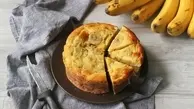 اگه اهل شیرینی پزی هستی حتما این کیک موز و گردو رو درست کن تا سرت کلاه نره! | طرز تهیه کیک موز و گردو خوشمزه و آسان +ویدئو