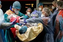 خطر ابتلا به کرونا برای بیماران قلبی، ریوی و دیابتی بیشتر است