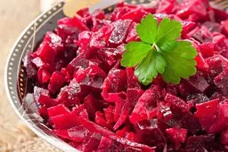 این سالاد مخصوص شب یلداست حتما درستش کن | طرز تهیه انواع سالاد لبو ویژه شب یلدا