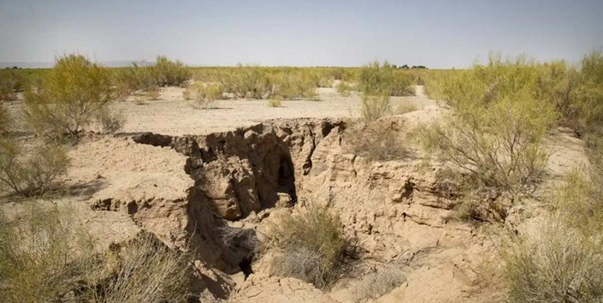 فرونشست زمین در اصفهان؛ ۹۵ درصد استان درگیر خشکسالی است
