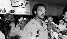 جسی جکسون، رهبر حقوق مدنی و نامزد سابق ریاست‌جمهوری آمریکا، درگذشت 