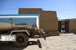 روزانه ۳۳ تانکر آب آشامیدنی به غیزانیه ارسال می‌شود.