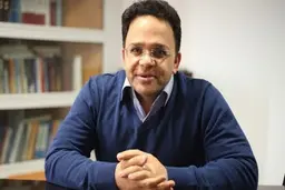 سیاست و قدرت در ایران