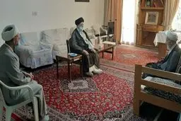 گزارشی از دیدار رییسی با آیت الله یزدی