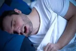 مضرات خوابیدن با دهان باز + جزئیات 