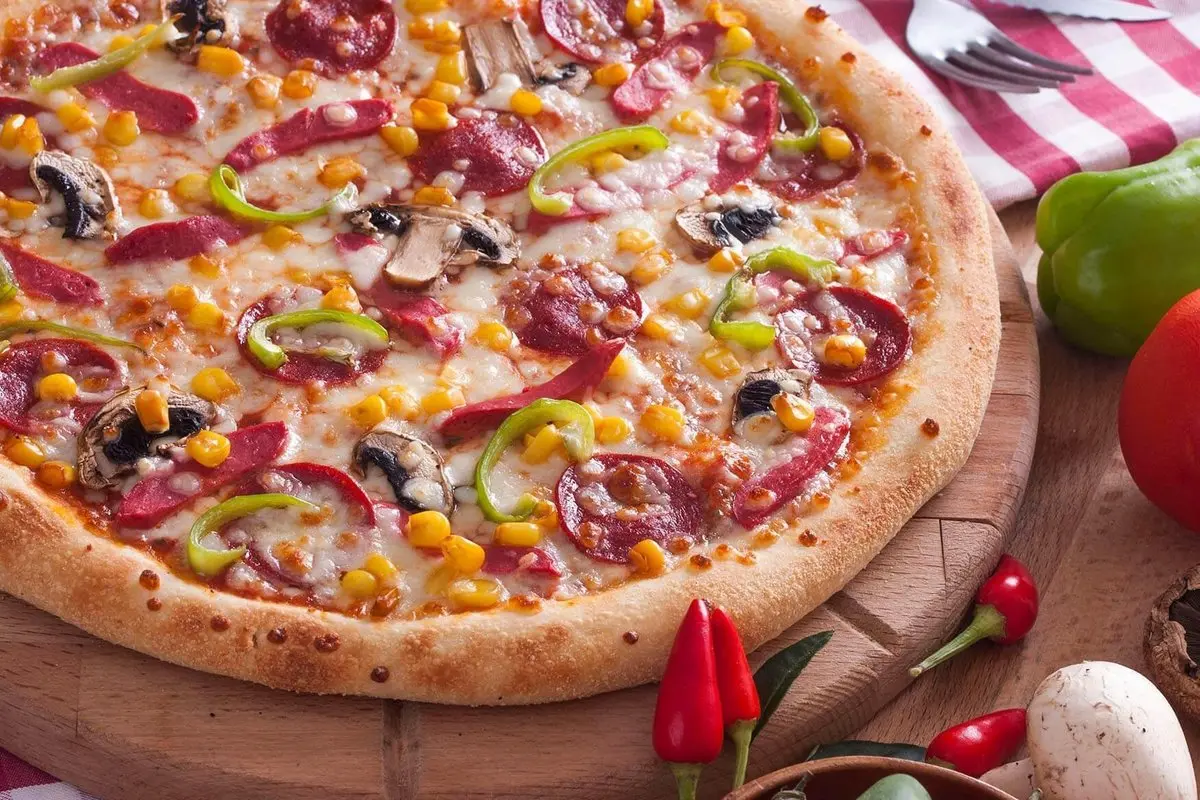 دیگه هیچوقت پیتزا از بیرون نگیر | طرز تهیه پیتزا در هواپز تو 10 دقیقه