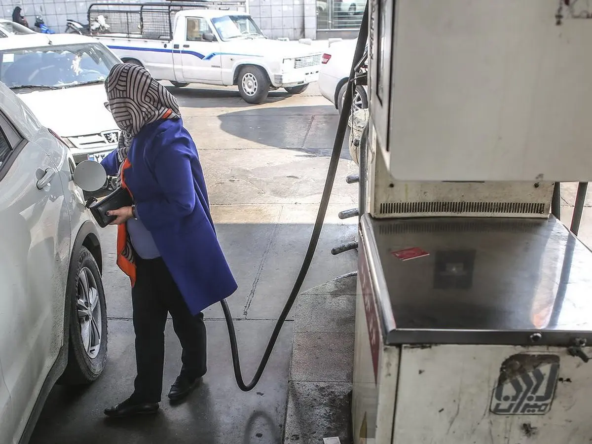 
طرح «بنزین برای همه» دولت تبعاتی  به دنبال خواهد داشت