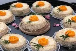 تو مجالس مهمونیت این کیک مرغو درست کن تا دهن همه باز بمونه! | طرز تهیه کیک مرغ +ویدیو