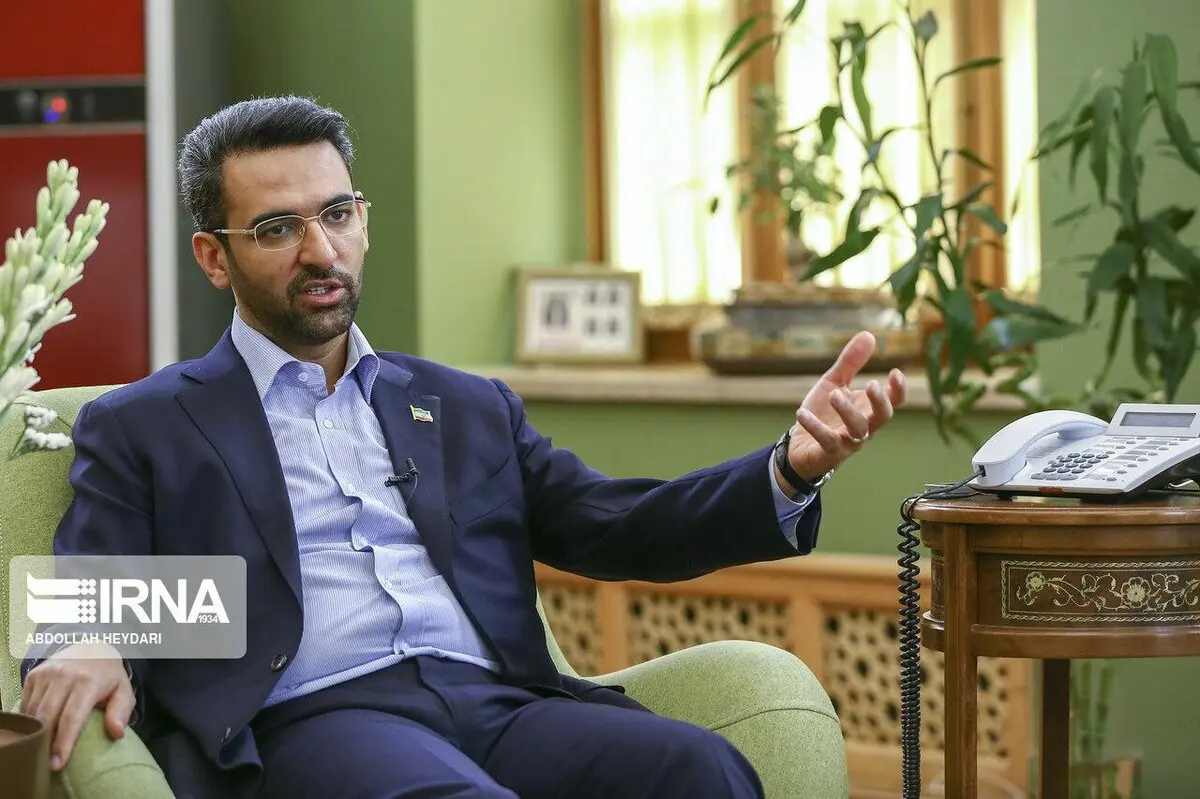 تعداد کاربران فعال پیام‌رسان‌های ایرانی به اندازه نصب‌های «شاد» است