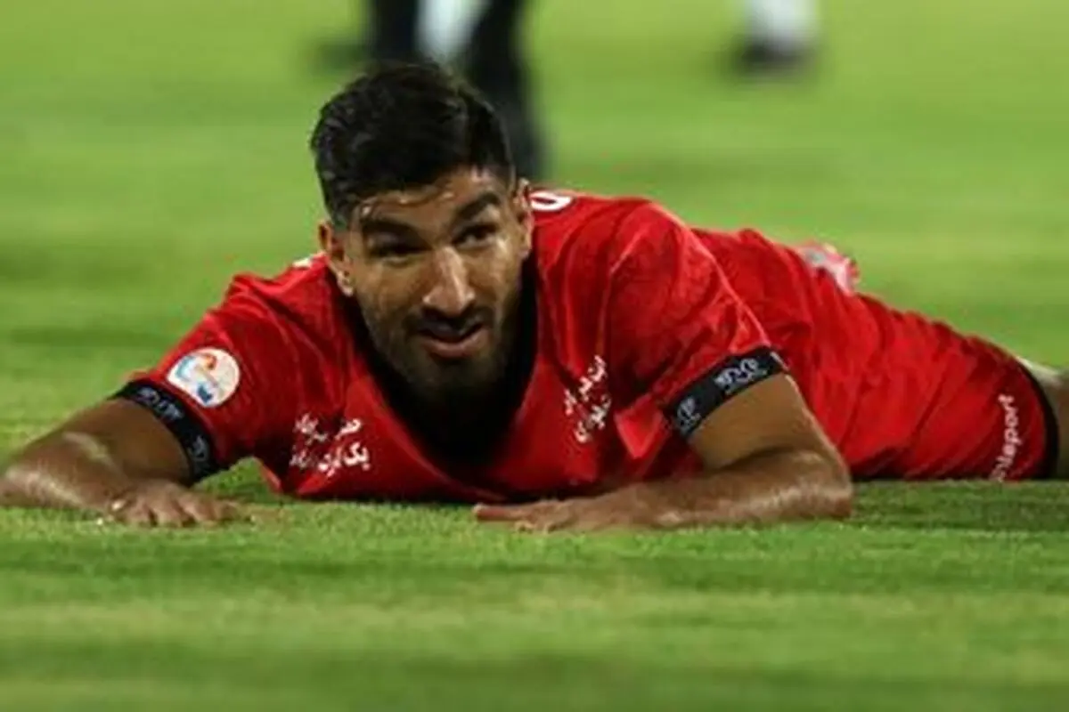 همه نگاه های پرسپولیس به شهریار 