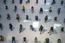 درباره ویروسی که باعث شده بیشتر خودمان را بشناسیم