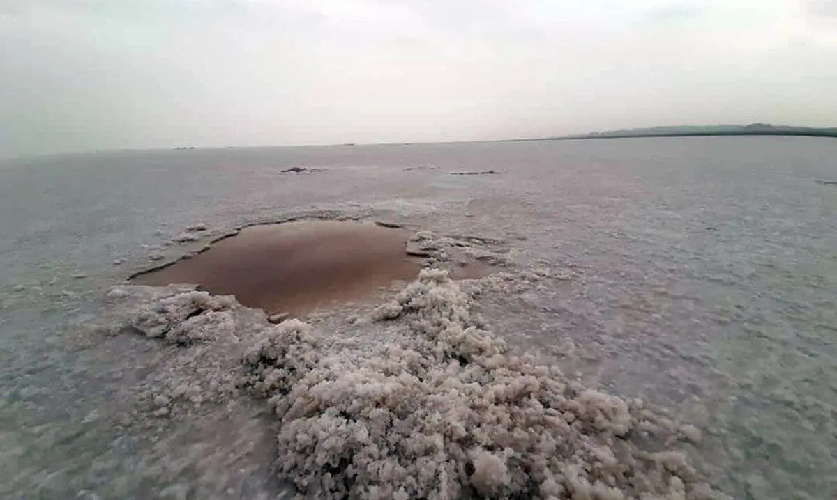 خشکی «حوض سلطان»
