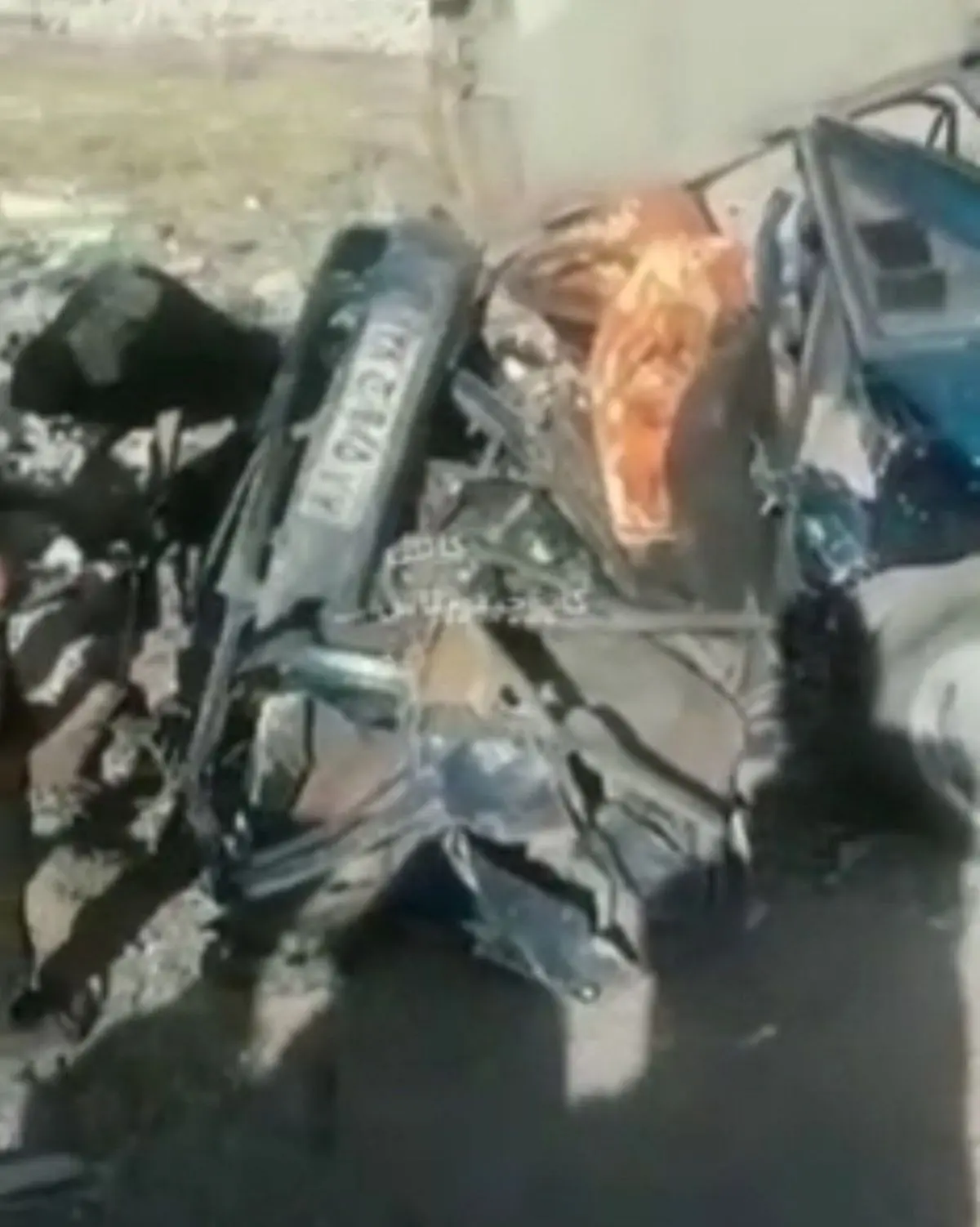 حادثه‌ی وحشتناک به دلیل بکسل کردن غیرحرفه‌ای خودروی تصادفی+ویدئو 