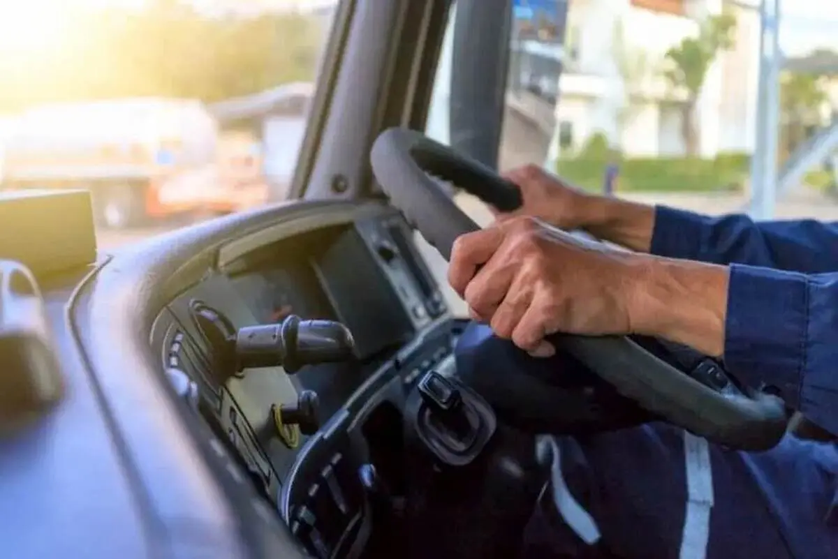 تغییر در سهم بیمه رانندگان حمل‌ونقل | کاهش سهم پرداختی و جبران از محل بارنامه و صورت‌وضعیت