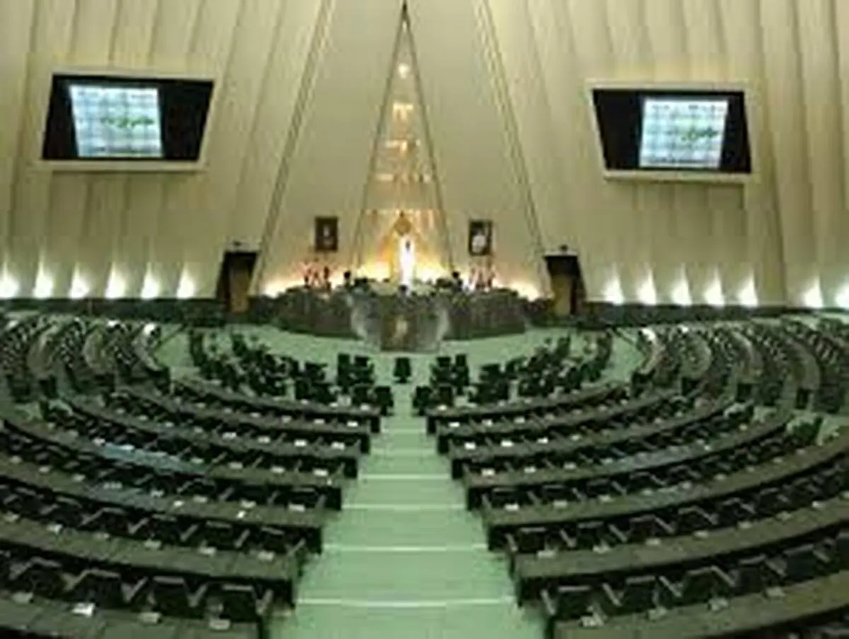 مجلس دهم 31 اردیبهشت تمام می شود 
