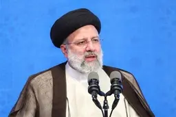 رئیسی: نه دفترم، نه معاونانم و نه وزرا، هیچ کدام خط قرمز بنده نیستند | پاکدستی افراد دور این میز [هیأت دولت] را احراز کرده‌ام