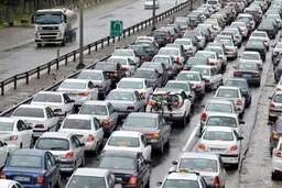 
ترافیک سنگین در محور هراز  |  ترافیک سنگین در آزادراه قزوین –کرج