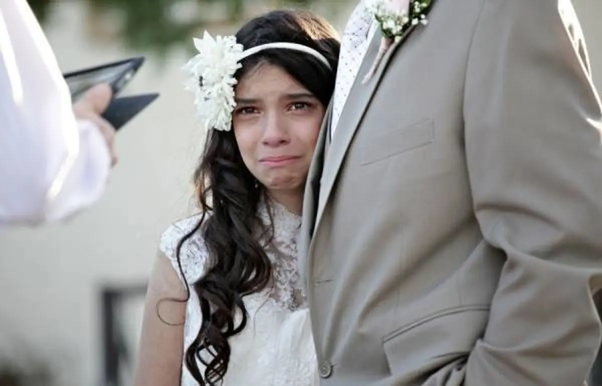  ازدواج اجباری دختر 11 با پدرش | عروس و همه میهمانان گریه کردند!+ تصاویر