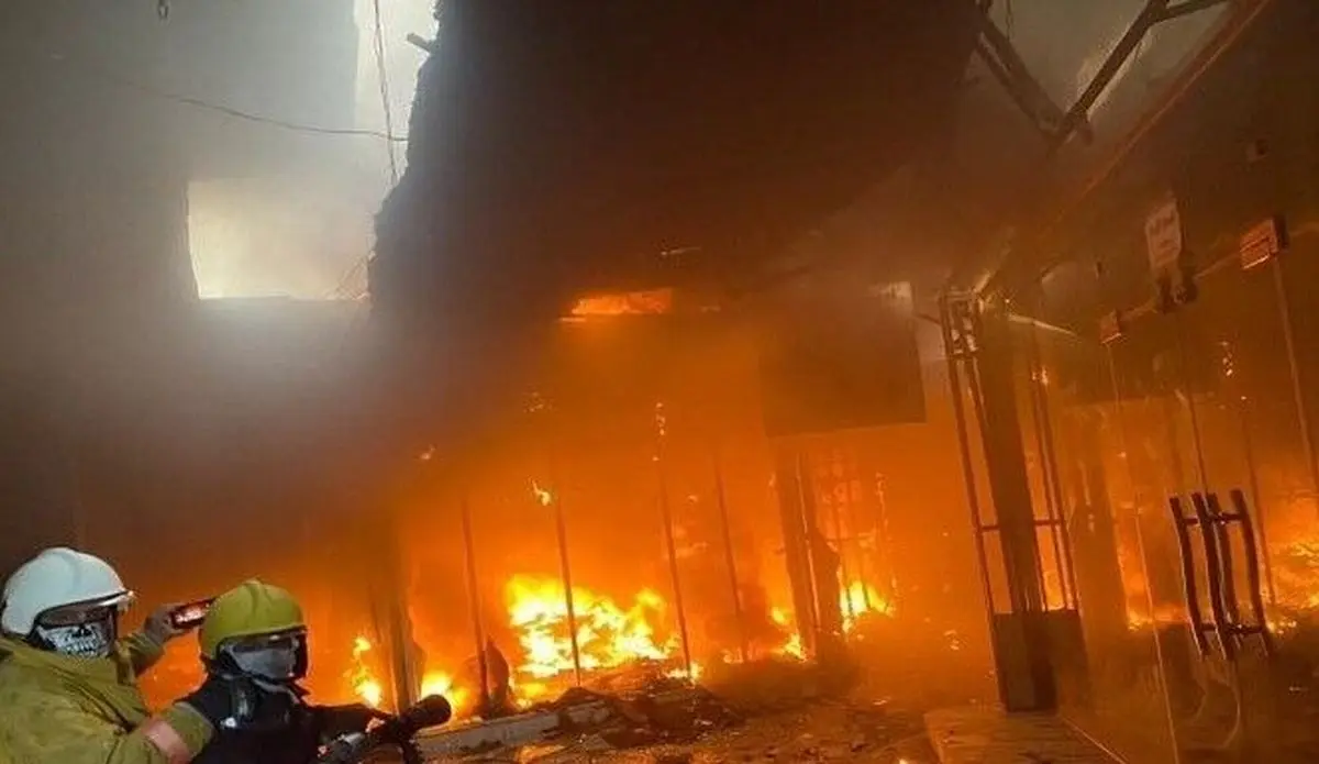مهار آتش سوزی در انبار شرکت پتروشیمی مارون