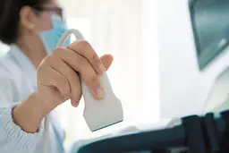 مصرف ویتامین دی سرطان سینه زنان را کاهش می‌دهد