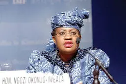 ماموریت غیرممکن برای تجارت آزاد؟ | اقتصاددان نیجریه‌ای رئیس WTO می‌شود