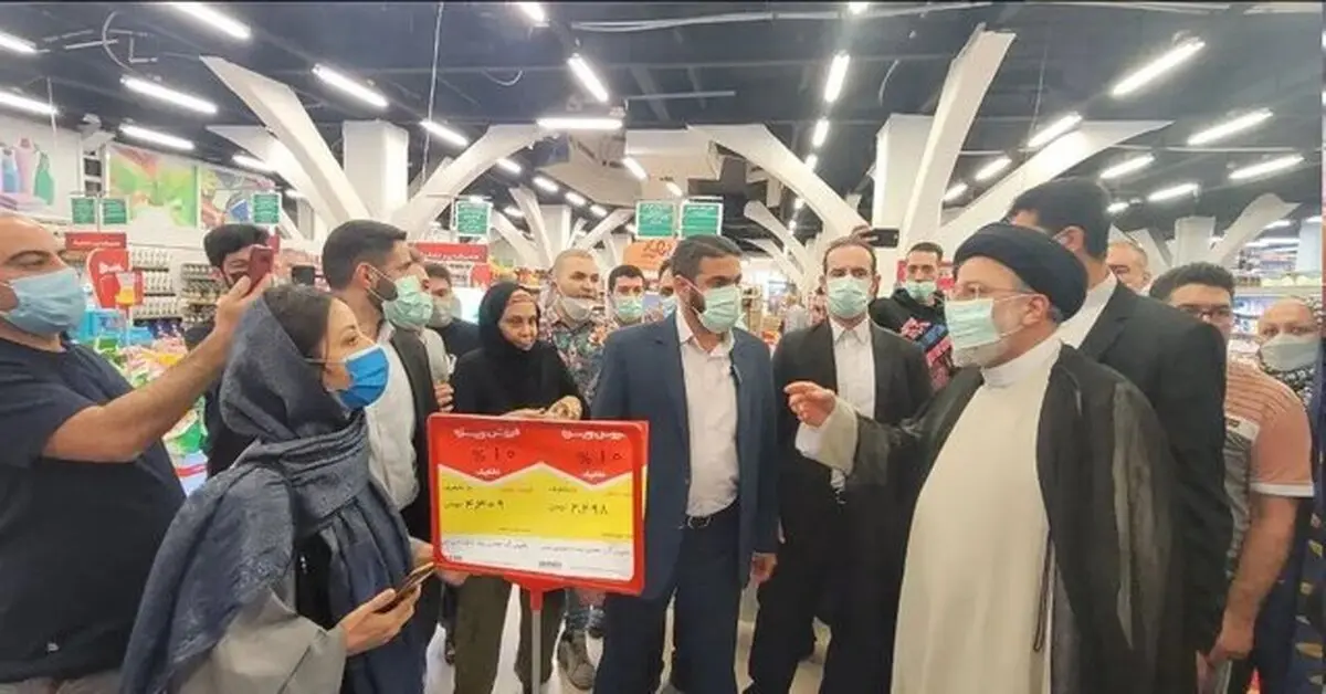 حضور رئیس‌جمهور در یکی از مراکز اصلی توزیع مرغ تهران