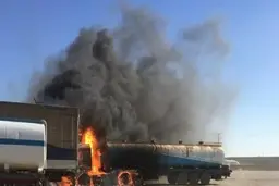 
 تانکر حامل سوخت در فارس منفجر شد