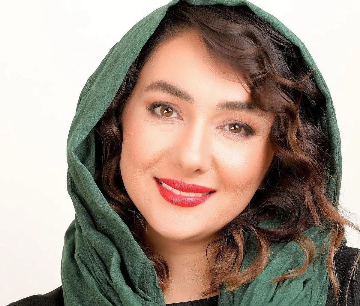 عکس جنجالی لورفته از هانیه توسلی و خواهرانش | چرا اصلا شبیه هم نیستن؟!+تصویر 