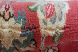 اگه فرشت خم شده غصه نخور با این ترفند سریع درست میشه! | با یک تکه یخ شکستگی فرش را درست کنید +ویدئو