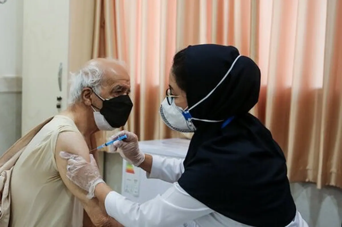 تزریق بیش از ۴۰۸ هزار دز واکسن کرونا در کشور طی شبانه‌روز گذشته