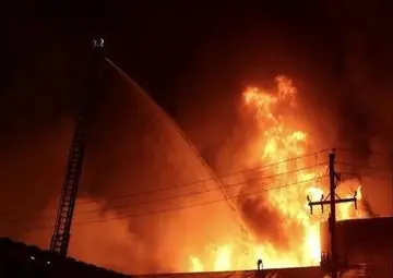 آتش‌سوزی شدید در جاده خاوران | انتشار ویدیویی از لحظات مهیب حادثه +ویدئو