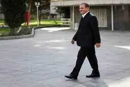 معاون اول رییس جمهوری وارد یزد شد