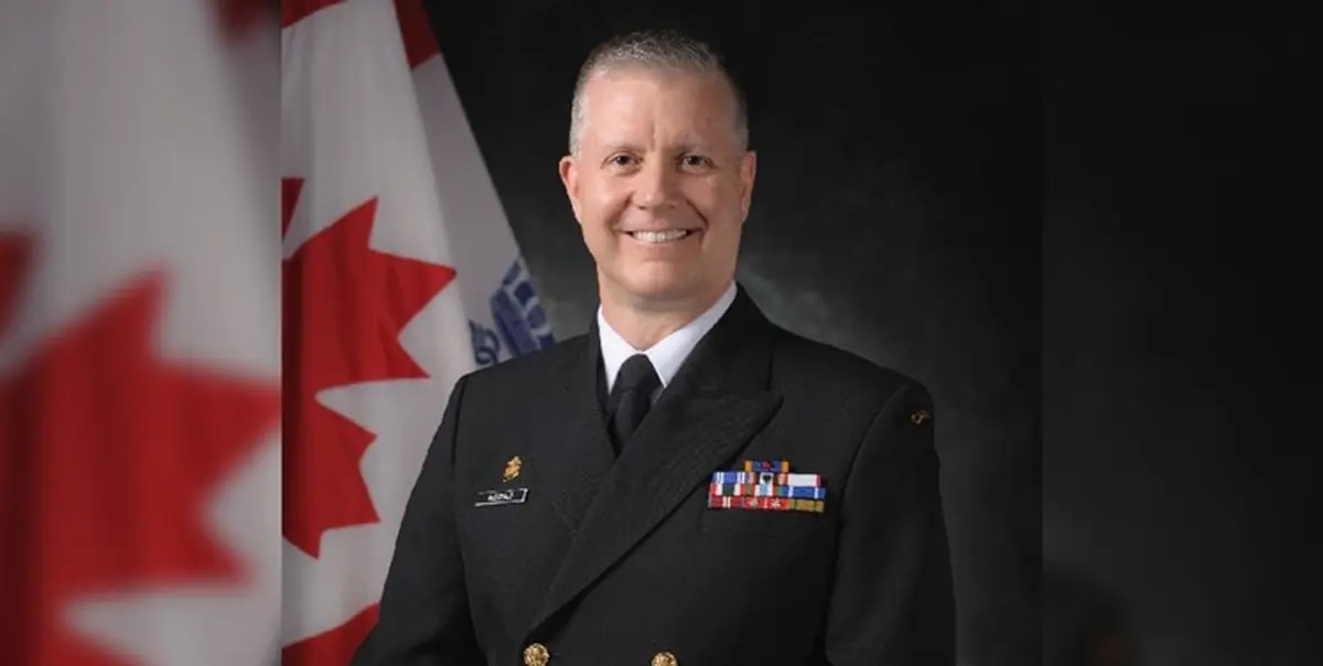  رئیس ستادکل ارتش کانادا استعفای خود را اعلام کرد.