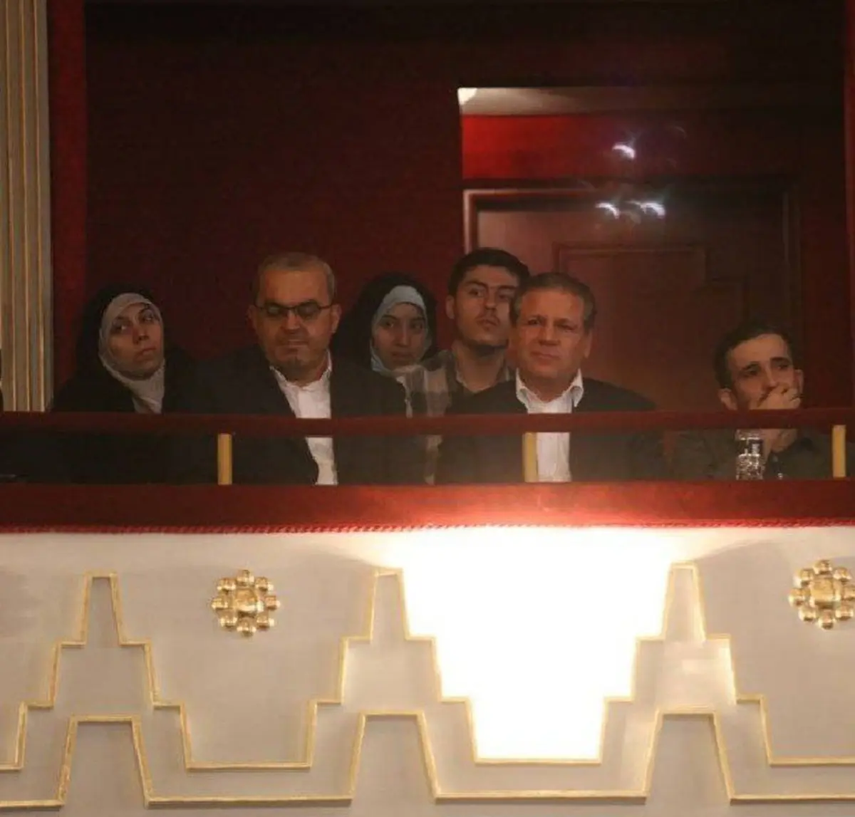 حضور جنجالی علی انصاری در نکوداشت غلامعلی حدادعادل در تالار وحدت