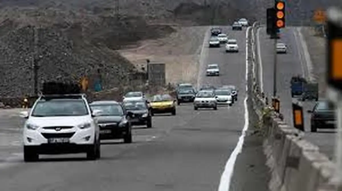  وضعیت ترافیکی  |  در آزادراه تهران - کرج  ترافیک سنگین است.