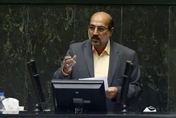 
تولید خودروی ملی دروغ است  |  وزیرصمت استیضاح شود 

