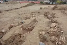 ۷۶ کودک  قربانی مراسم مذهبی شدند | کشف اجساد این کودکان + تصویر