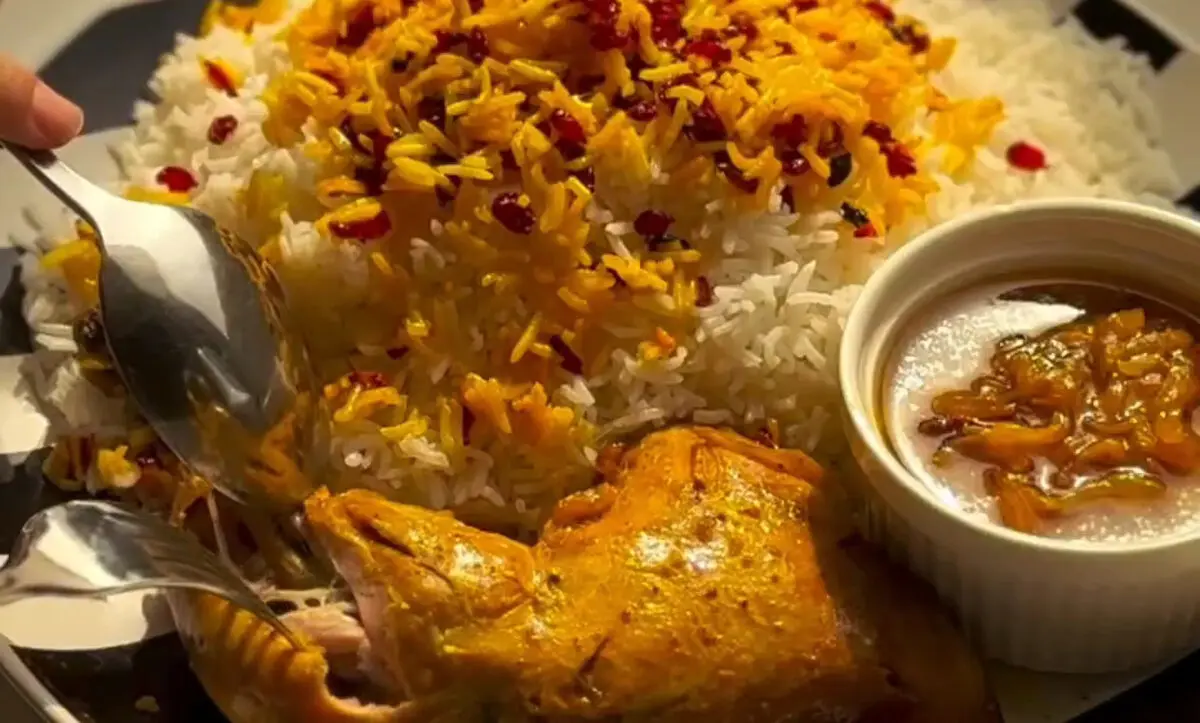 مرغ مشهدی خوش‌عطر و اصیل | طعم ناب آشپزی سنتی خراسان +ویدئو