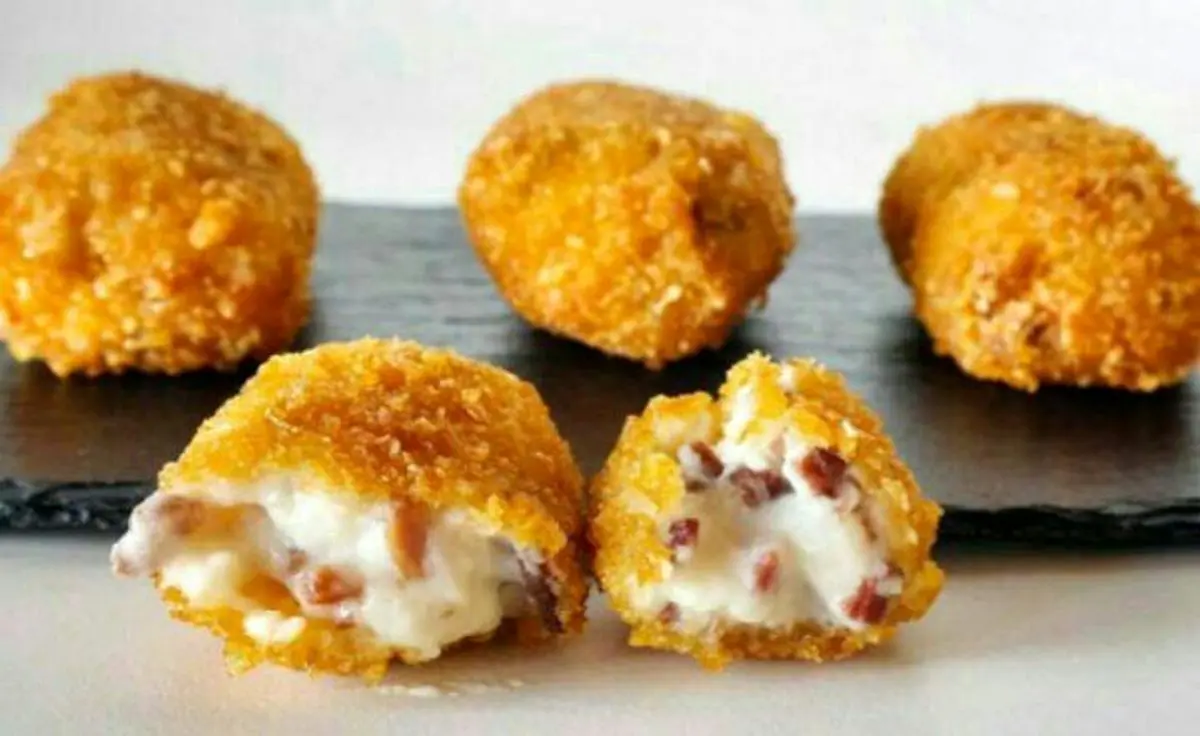 عصرونه کنار خانوادت اینو درست کن بخور! | طرز تهیه توپک سیب زمینی کرسپی +ویدئو